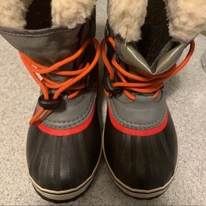 Sorel Snow Boots in EUC